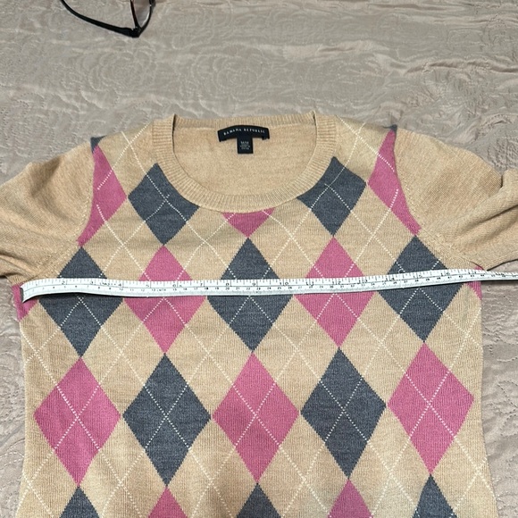 Banana Republic Argyle Crew Neck Sweater in Pink and Gray - Picture 3 of 4